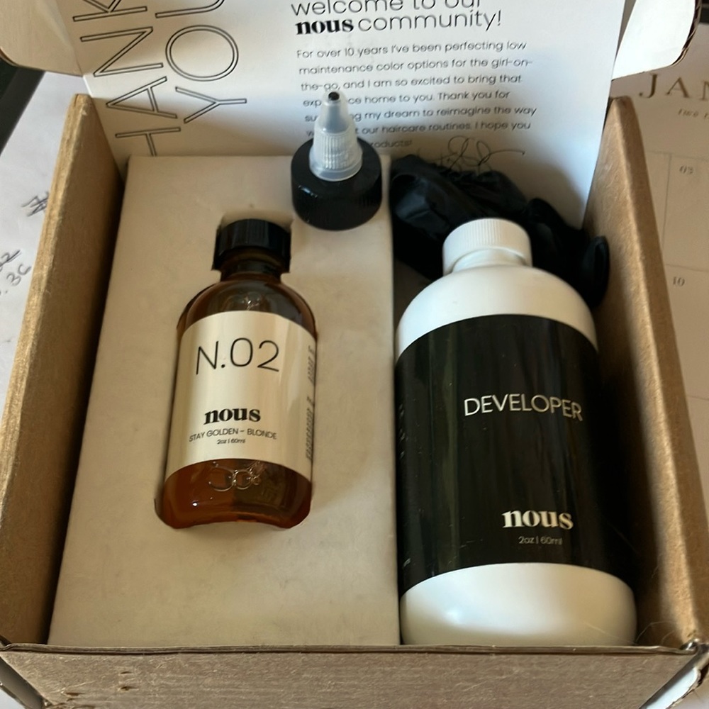 NOUS No. 2 Stay Golden Hair Gloss New in Box